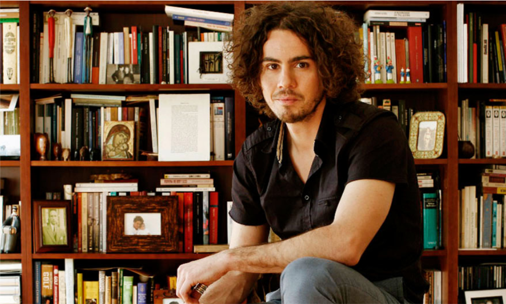 CLUBE DE LEITURA - VIAJANDO ENTRE PÁGINAS, com Tiago Salazar | junho 2025